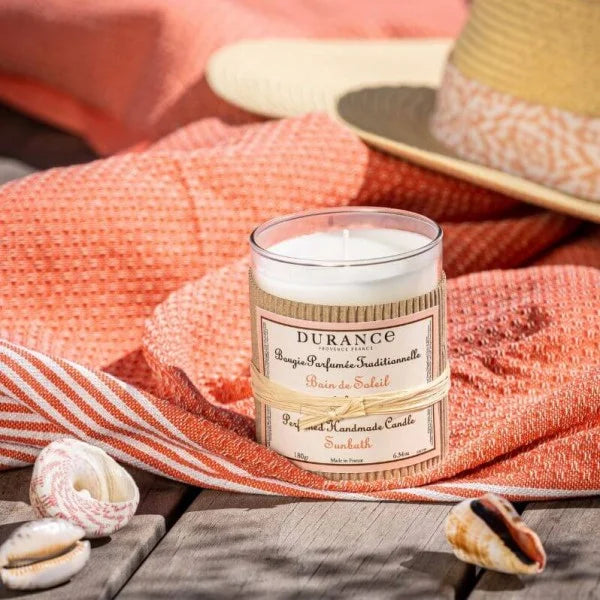 Sunbath - Handmade Scented candle 180 gr.solar, fruity, and slightly floral notes