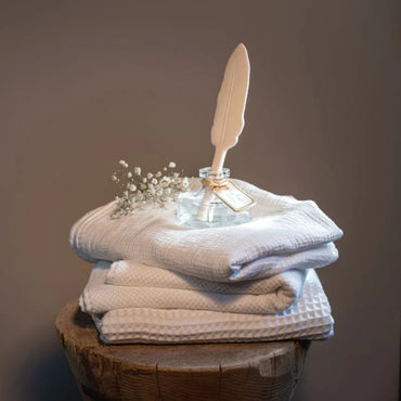 Silver Cedar - Scented Feather 100 mL